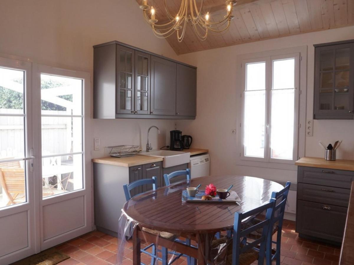 Maison De Plain-Pied Avec Cour, Proche Plage Et Commerces - 4 Couchages, Noirmoutier-En-L'Ile - Fr-1-224B-675 Bagian luar foto
